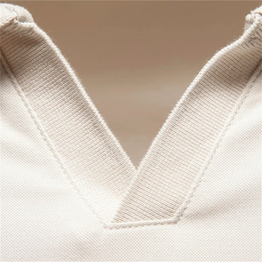 J&M Paris™ | Polo Respirant Col V