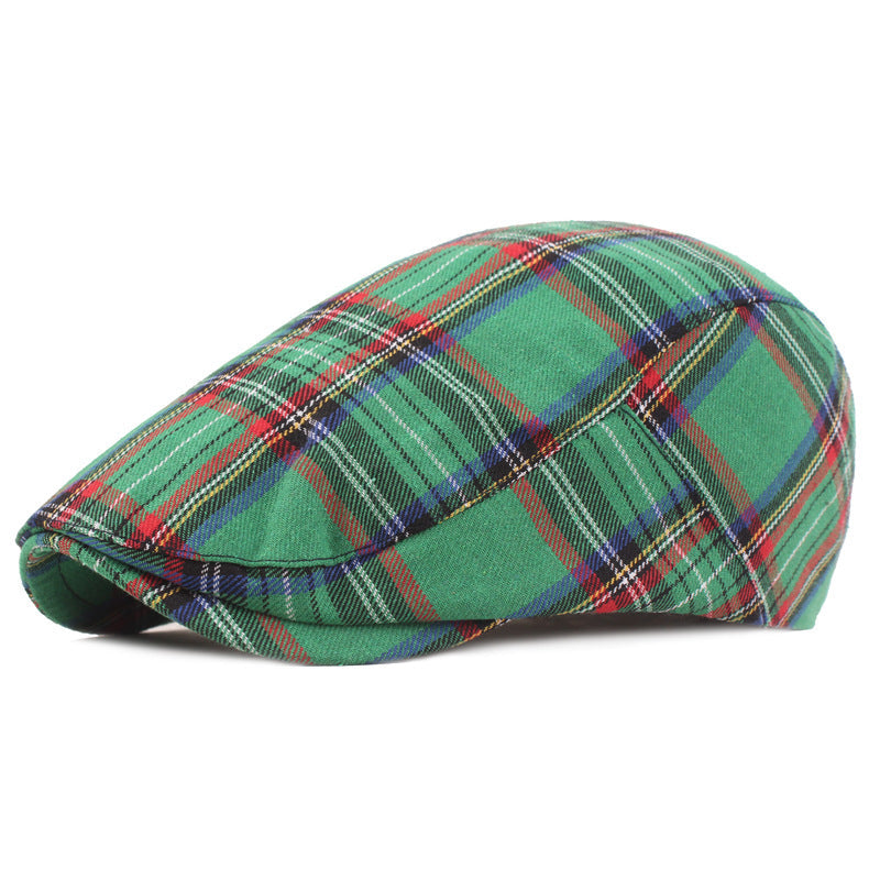 La Casquette à Carreaux au Caractère Affirmé